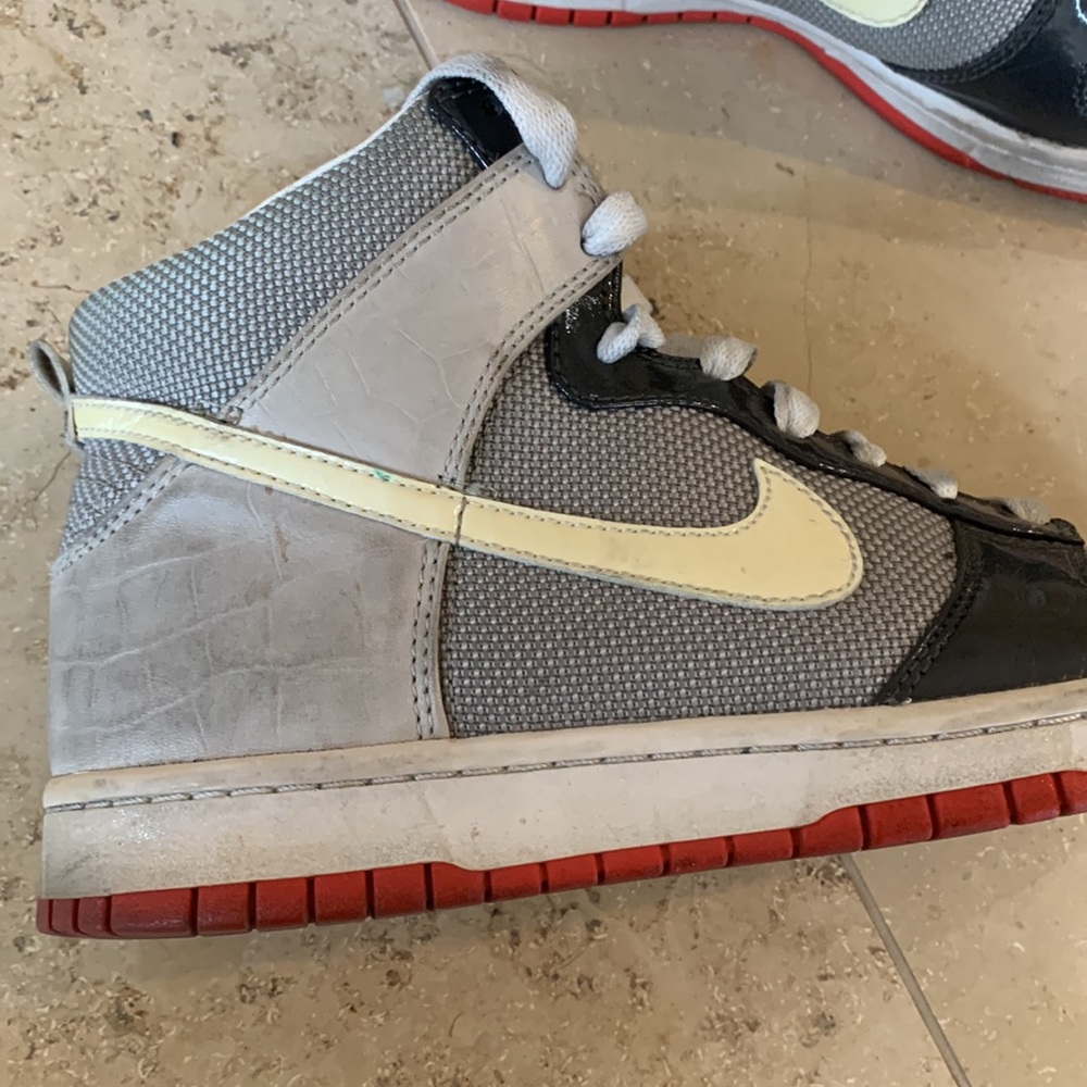 Nike Dunks - image 2